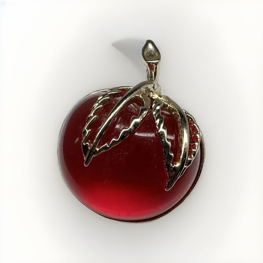 Vintage SARAH COVENTRY Red Lucite Jelly Belly Gold Tone Apple Fruit Brooch Pin